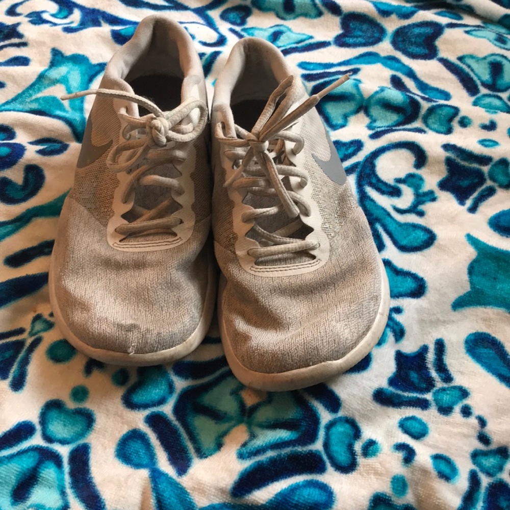 Nike flex contact